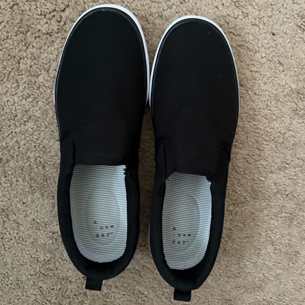 NWOT A New Day Women’s Size 8 Shoes. Clean.